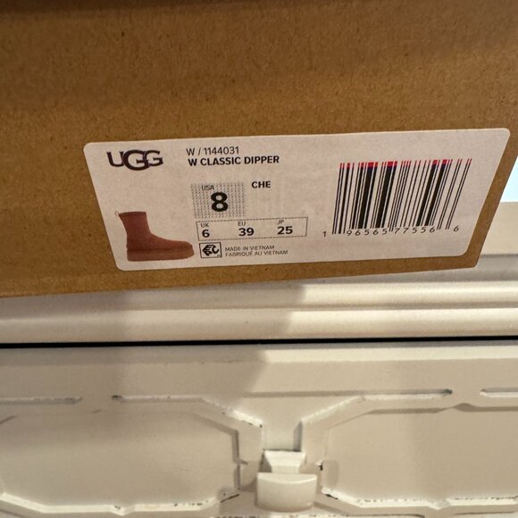 Ugg Classic Dipper Platform Boot Women Brand New Authentic price is firm - Picture 5 of 8